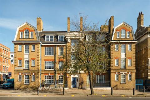 2 bedroom flat for sale, Cambridge Heath Road, London E2