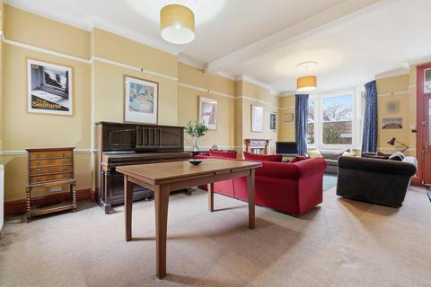 3 bedroom semi-detached house for sale, Spratt Hall Road, Wanstead
