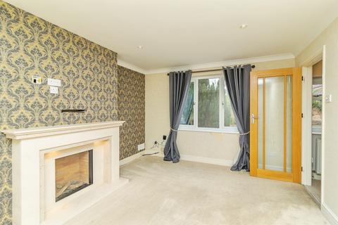 3 bedroom detached house for sale, Beechfern, Walnut Tree, Milton Keynes