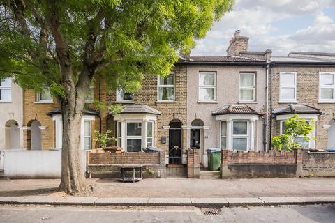 2 bedroom house for sale, Stewart Road, London E15