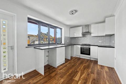 3 bedroom semi-detached house for sale, Brissenden Close, Rochester