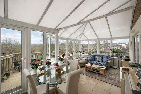 undefined, Kingshill, Dursley, GL11 5QE