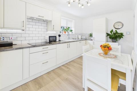 2 bedroom semi-detached bungalow for sale, 2 Oaklands, Woodhall Spa