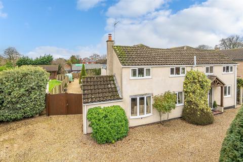 5 bedroom detached house for sale, 4 Ashing Lane,- Detached house + plot, Dunholme, Lincoln