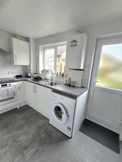 2 bedroom house to rent, Avocet Way, Bicester, OX26