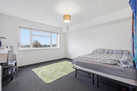 Studio for sale, Byron Court, Flamstead End Road, Cheshunt, Waltham Cross