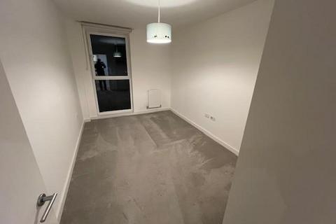 2 bedroom flat for sale, Lena Kennedy Close, London