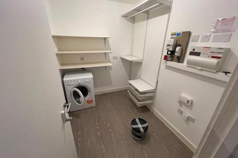 2 bedroom flat for sale, Lena Kennedy Close, London