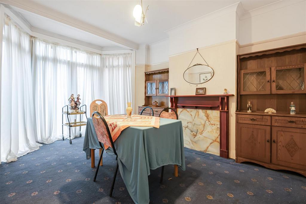 Dining room, fireplace