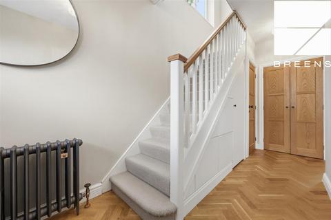 3 bedroom semi-detached house for sale, Normanshire Drive, London