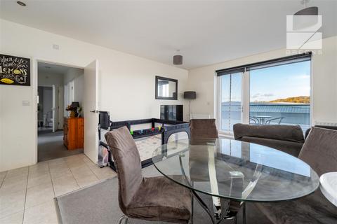 2 bedroom flat for sale, Hickman Avenue, London