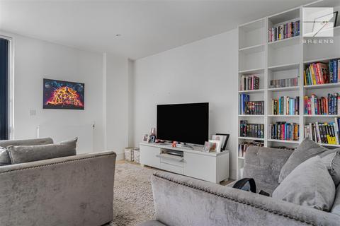 2 bedroom flat for sale, Altius Court, Highams Park