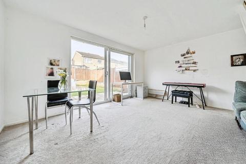 2 bedroom end of terrace house for sale, Finch Walk, Flitwick, MK45