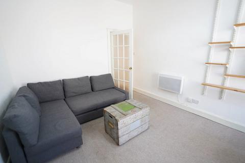 1 bedroom flat to rent, West Tollcross, Tollcross, Edinburgh