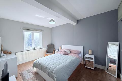 2 bedroom flat to rent, Redcliffe Road, Nottingham, NG3