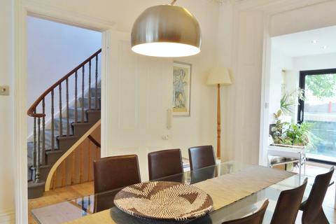 4 bedroom end of terrace house for sale, Morley Road, Lewisham, London, SE13
