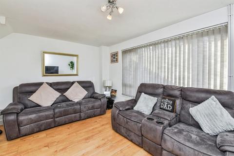 3 bedroom end of terrace house for sale, Cranmore View, Frome