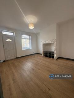 3 bedroom terraced house to rent, St George's, Barnsley, S70