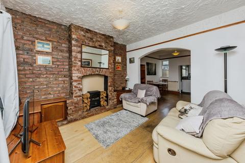 2 bedroom terraced house for sale, St. Georges Street, Macclesfield, Cheshire, SK11