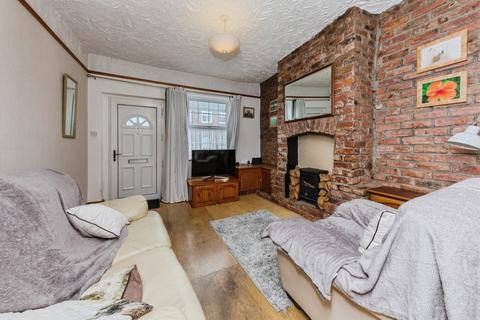 2 bedroom terraced house for sale, St. Georges Street, Macclesfield, Cheshire, SK11