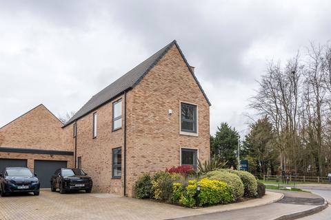 undefined, Blunsdon Hill, Blunsdon, Swindon