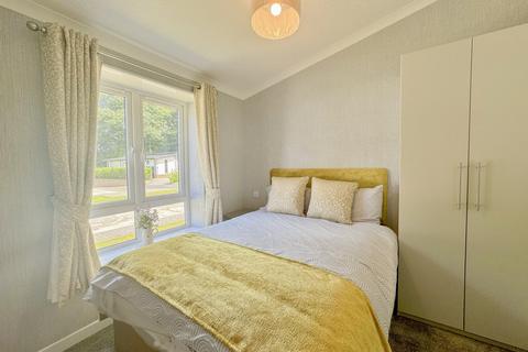 2 bedroom park home for sale, Huddersfield, West Yorkshire, HD8