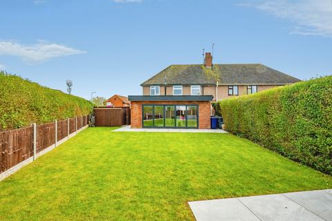 3 bedroom semi-detached house for sale, Alexandra Crescent, Uttoxeter