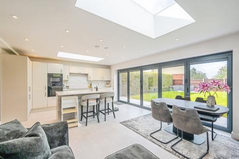 3 bedroom semi-detached house for sale, Alexandra Crescent, Uttoxeter