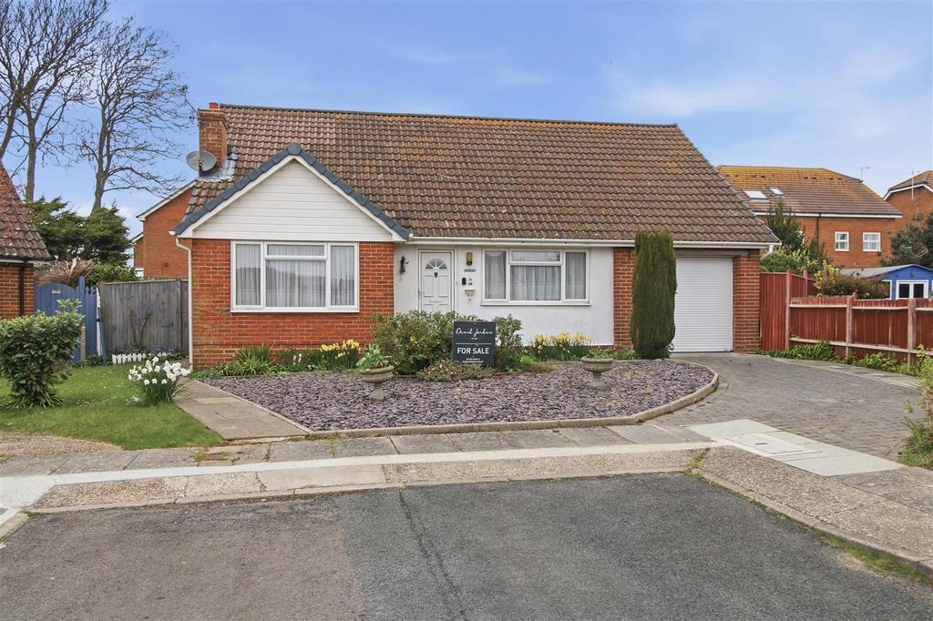 3 bedroom detached bungalow for sale in Seaford