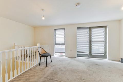 2 bedroom flat for sale, Tranchet Lane, Upton, Northampton, Northamptonshire, NN5