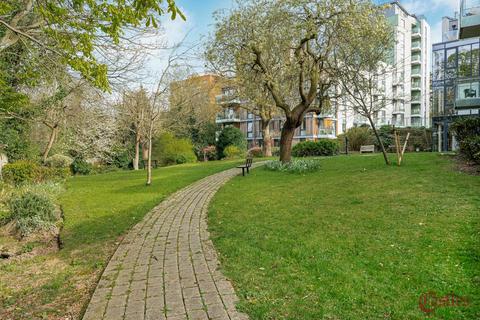 1 bedroom flat for sale, Roden Court,Hornsey Lane, N8