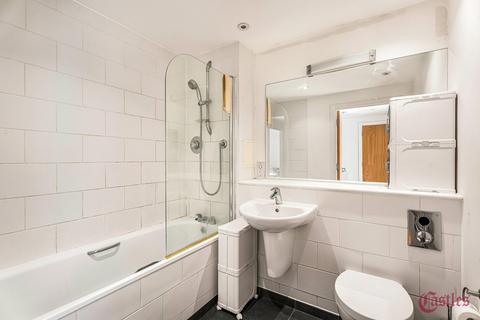 1 bedroom flat for sale, Roden Court,Hornsey Lane, N8
