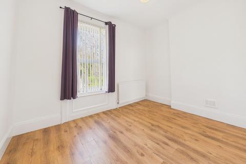 2 bedroom flat to rent, Tyne Vale Terrace, Gateshead, NE8