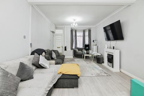 3 bedroom end of terrace house for sale, Rathbone Road, SMETHWICK