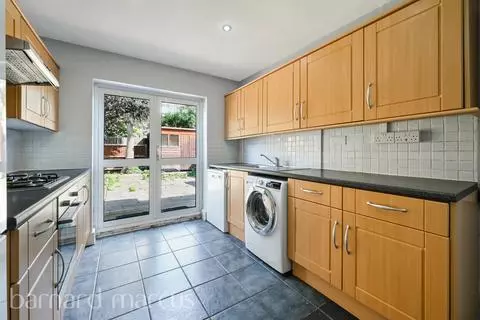 3 bedroom terraced house for sale – pohled 4