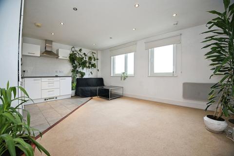 2 bedroom flat for sale, Lady Isle House, Ferry Court, Cardiff, South Glamorgan, CF11