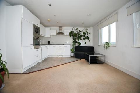 2 bedroom flat for sale, Lady Isle House, Ferry Court, Cardiff, South Glamorgan, CF11