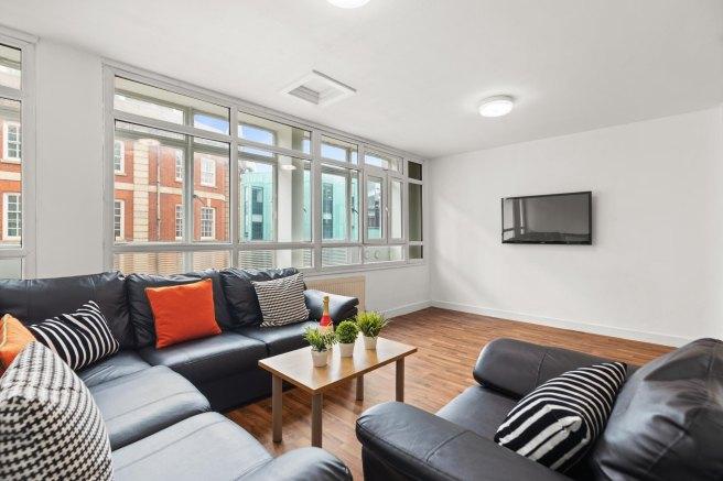 House in Leicester, City of Leicester - View 5