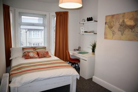 5 bedroom house share to rent, Elm Hall Drive, Mossley Hill