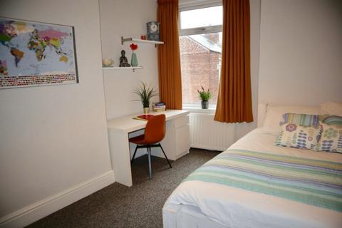 5 bedroom house share to rent, Elm Hall Drive, Mossley Hill