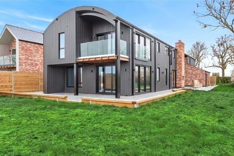 4 bedroom detached house for sale, Berry Thorpe Farm, Waltham Road, Thorpe Arnold, Melton Mowbray, LE14