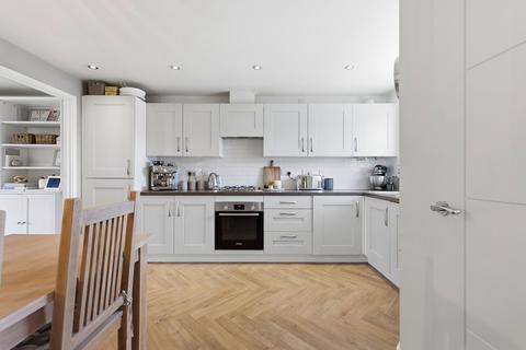 3 bedroom house for sale, Vickers Close, Gedling, Nottingham, NG4 4LN