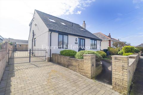 3 bedroom bungalow for sale, Royds Grove, Morecambe LA3