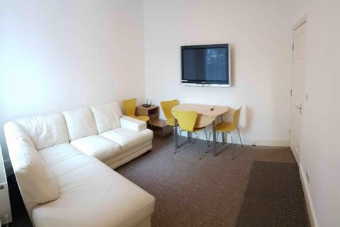 4 bedroom house share to rent, Worthing Street