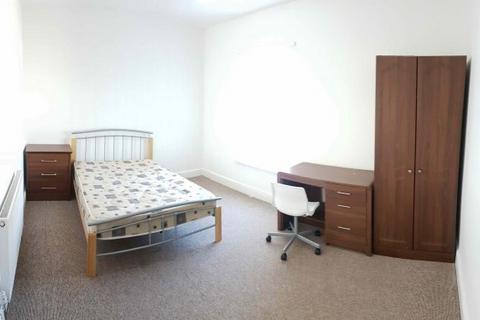4 bedroom house share to rent, Worthing Street