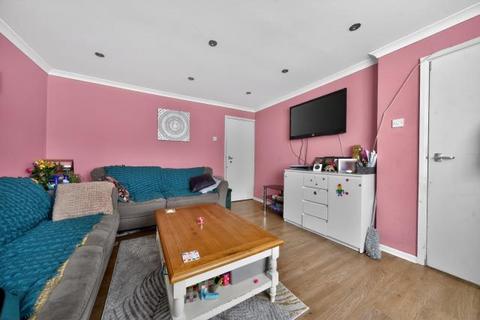 undefined, Ingram Avenue, Aylesbury