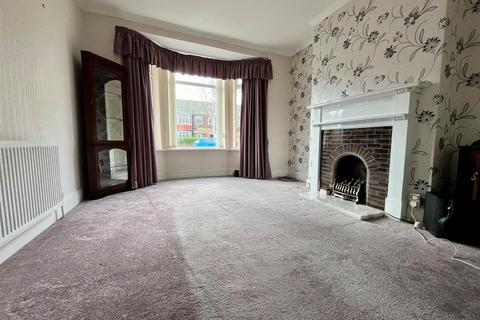 3 bedroom terraced house for sale, Southcoates Lane, Hull