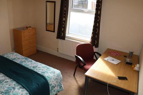 4 bedroom house share to rent, Allison Place