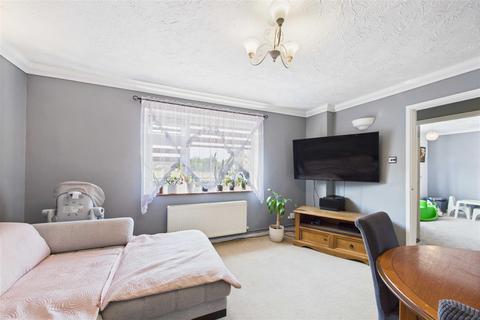 2 bedroom terraced bungalow for sale, Queens Road, BRANDON