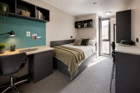 5 bedroom house share to rent, Water House